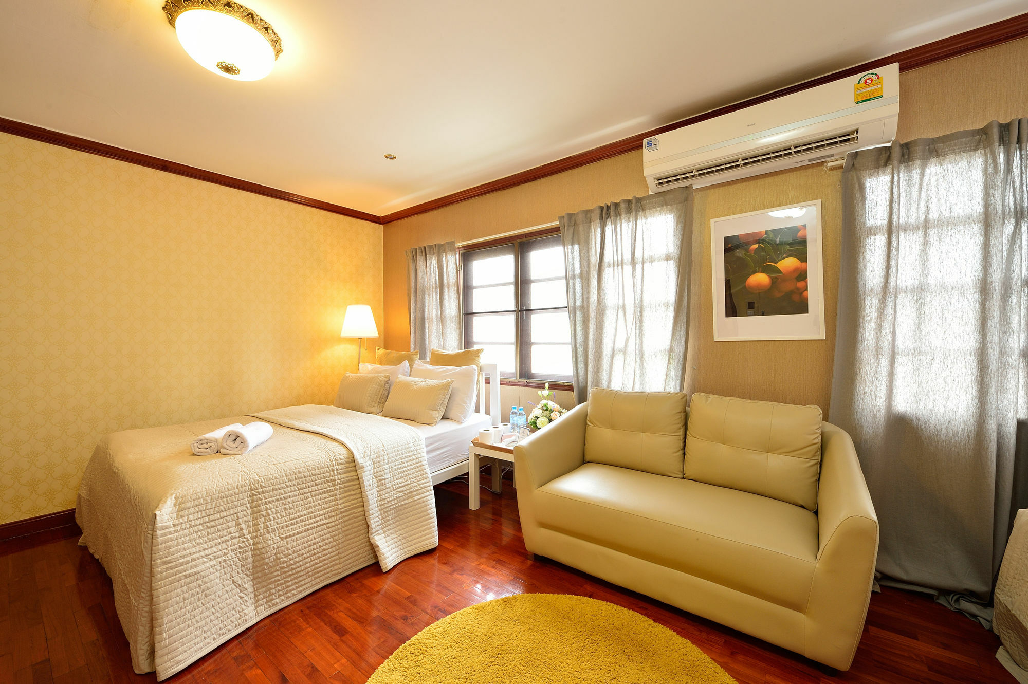 Lost And Found Bed And Breakfast Bangkok Extérieur photo